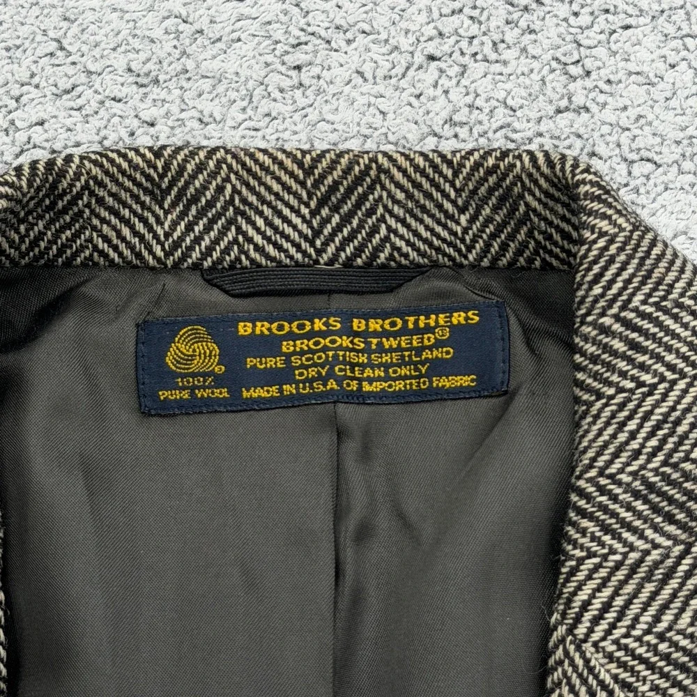 Vintage Brooks Brothers Blazer Mens 41L Tweed Shetland Wool Herringbone USA Made